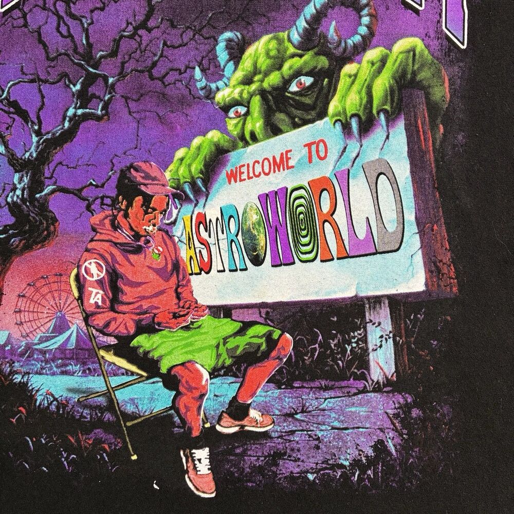 Travis Scott Welcome to Astroworld T-Shirt Men’s Size Large Thick Paint Graphic - Picture 11 of 12